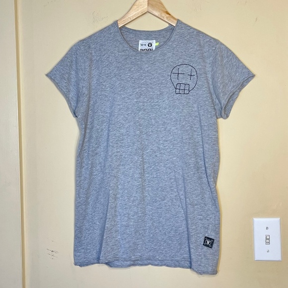 nununu Other - nununu Gray Kids Shirt with Skull Design